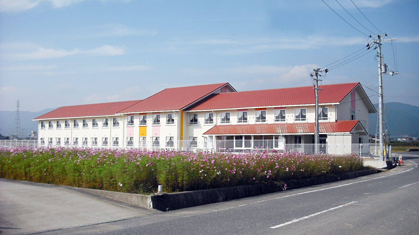 大松小体育館01